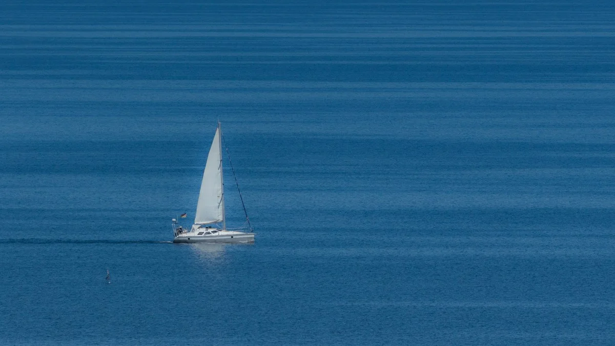 Voilier en mer, une invitation à prendre le large